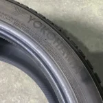 Yokohama – 275/40/R21 107W 2024 6-6,5mm - Obrázek 4